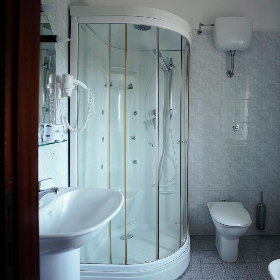 Hotel Capys Capua Extérieur photo